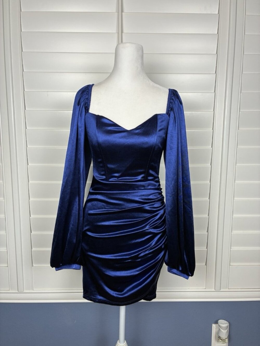 Windsor Women’s S Navy Satin Ruched Sweetheart Balloon Sleeve Mini Dress NWT